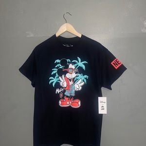 Neff Disney Collection Mickey Mouse Black T-Shirt Men's Size Size: M